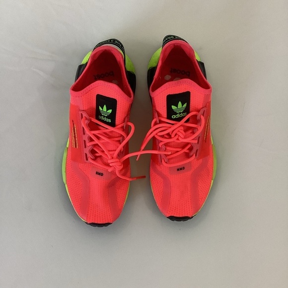 Adidas men’s NMD R1 V2 sneakers in Watermelon Pack Pink - Picture 2 of 6